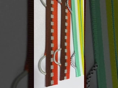 etiquetas tecidas da roupa