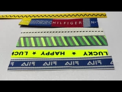 Melhore a sua marca com etiquetas personalizadas de roupas Técnicas de tear largas e etiquetas bordadas