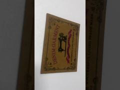 Melhore a sua linha de roupas com o nosso rótulo de couro de jeans de alto desempenho