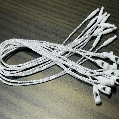 Rótulos de vestuário pendurados Rótulos de nylon Fixações de corda Resistência a intempéries