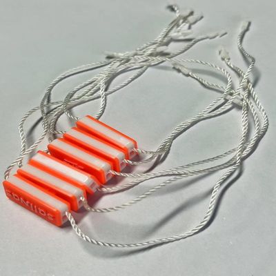 Fixações de etiquetas de nylon flexíveis resistentes ao calor para lojas de varejo