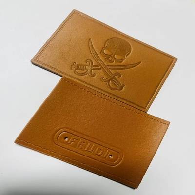 Etiquetas personalizadas de couro costuradas no tipo de fechamento personalizado para requisitos individuais